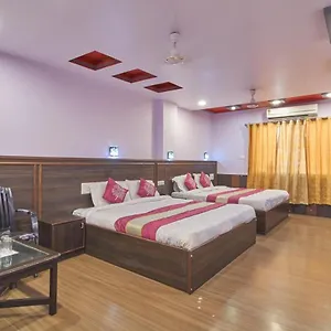 ** Hotel Deep Palace Near Bus Stand Udaipole India